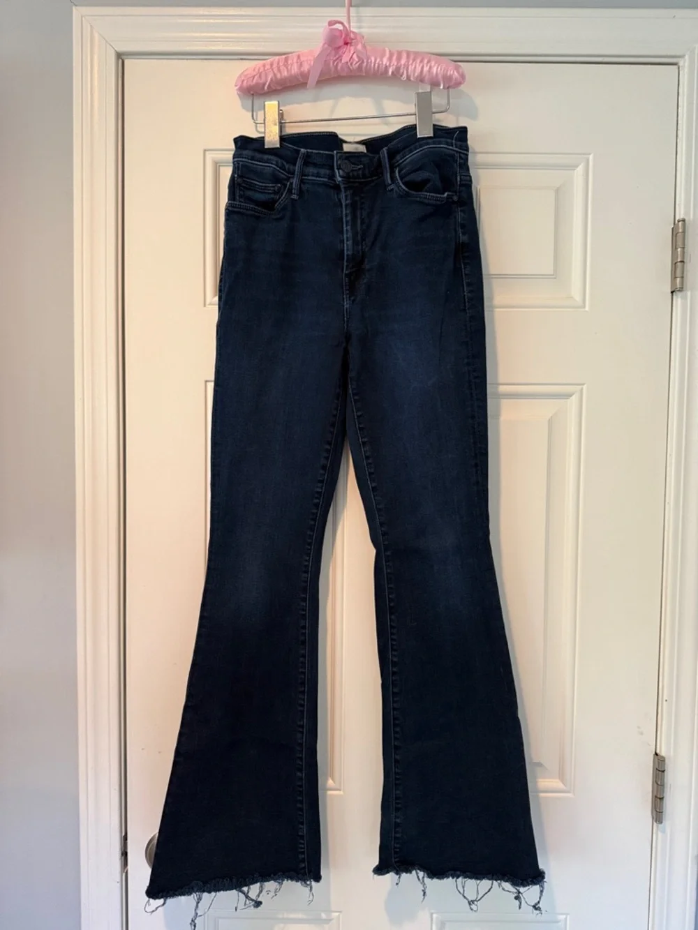 MOTHER weekender fray mid-rise flare jeans - Picture 1 of 7